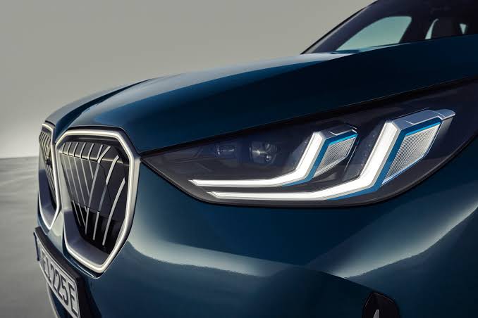 Headlight Cover BMW X3 2025 کاور چراغ BMW X3 2025 - Image 1