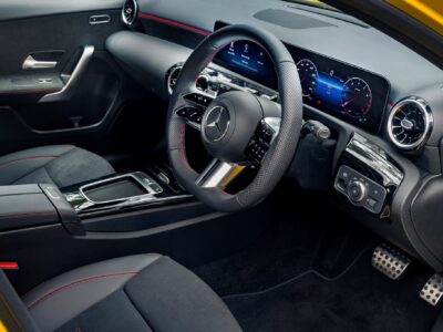 Mercedes-Benz A180L 2024-2025