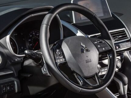 Mitsubishi yakko eclipse cross 2018 Interior